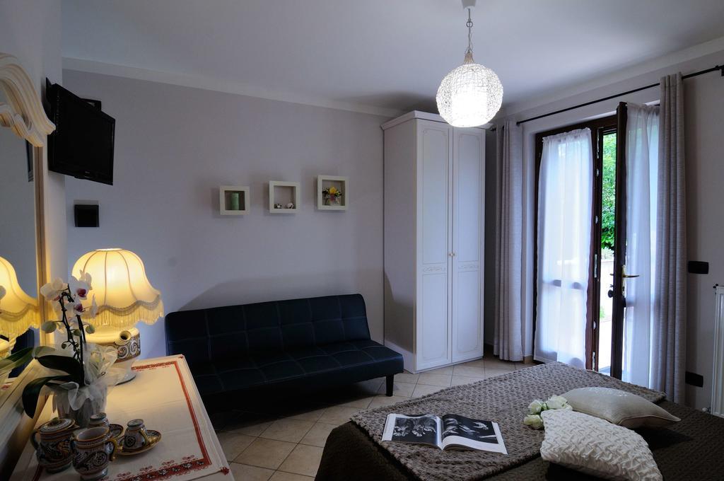 Residenza Cieloterra Guest House Rivotorto Bagian luar foto